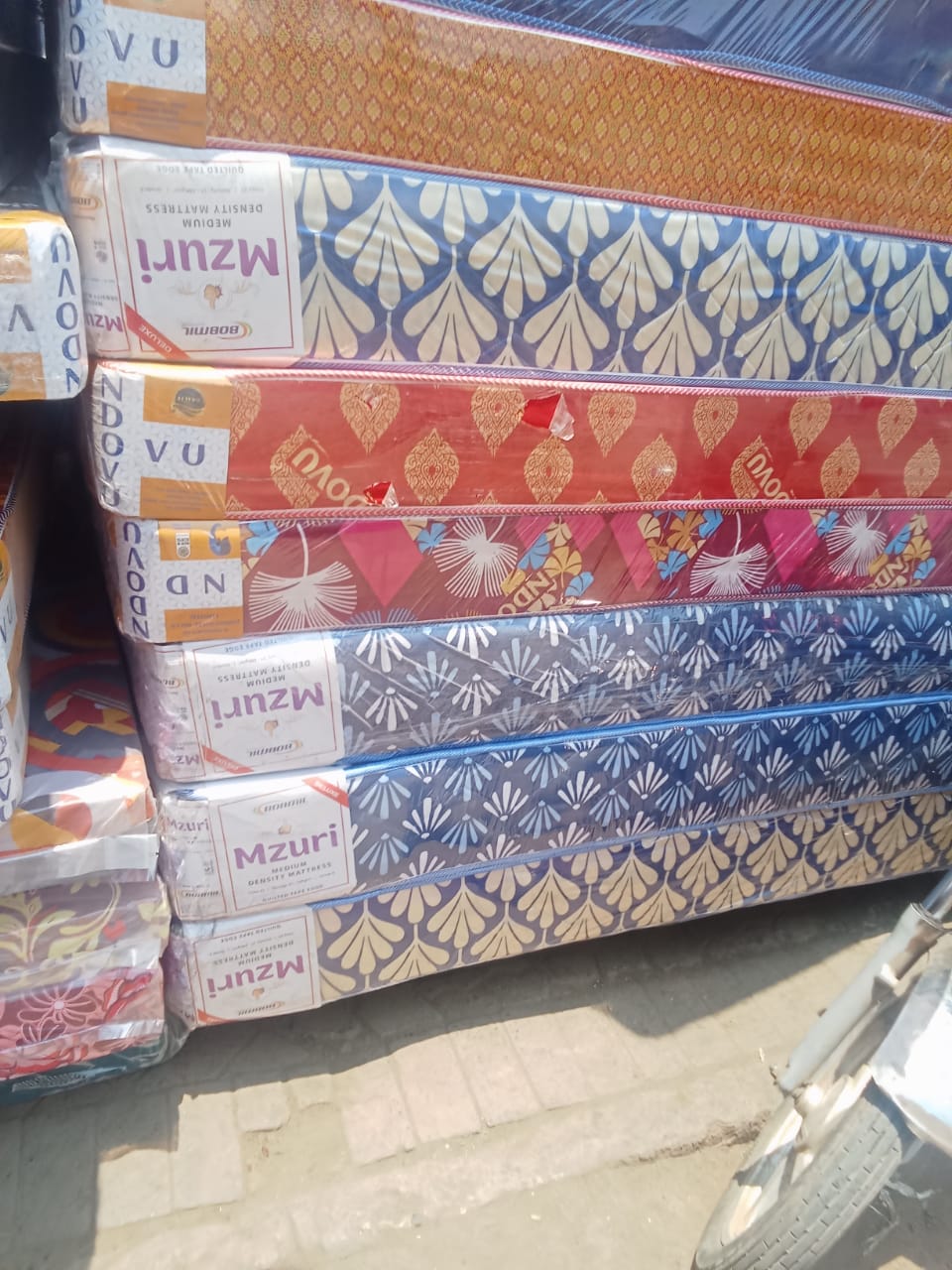 Mattress 5*6*6 Inch s - Image 2